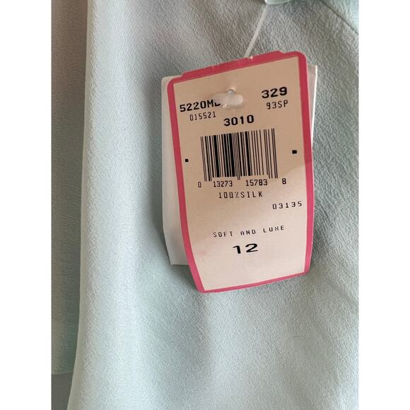 VINTAGE Evan Picone Blue Short Sleeve Luxe Soft Button Back Silk Blouse 12 NWT - Picture 8 of 8